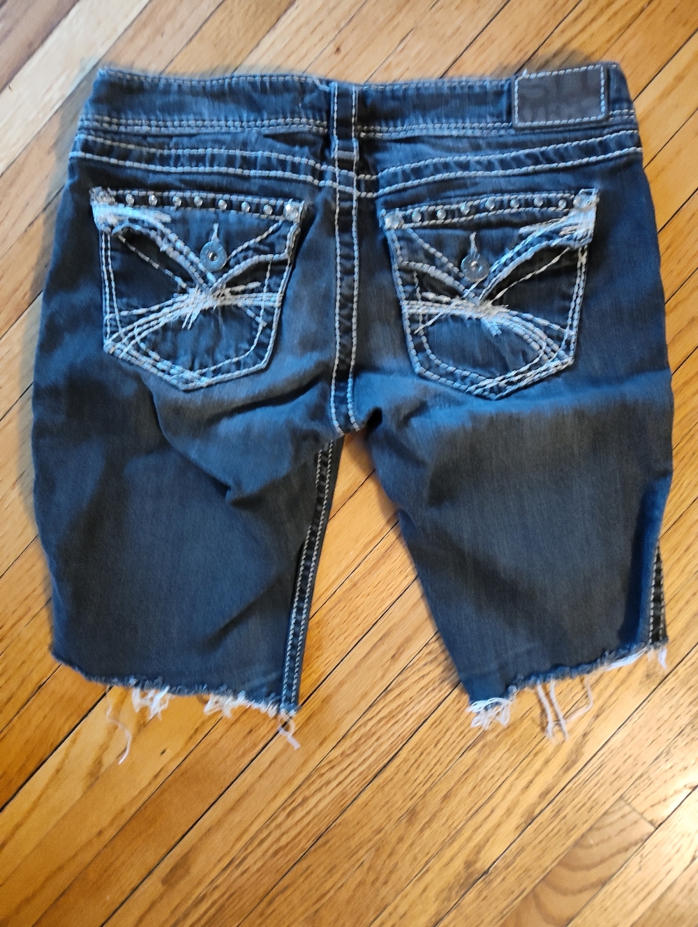 Distressed Dark Wash Silver  Denim Cutoff Shorts with Contrast Stitching